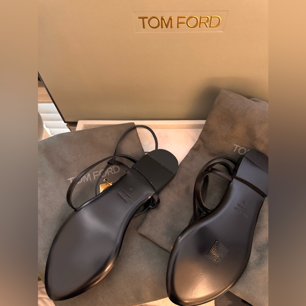 Tom Ford Padlock thong sandal size 36 - Picture 3 of 5